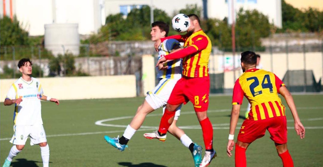 Serie D, Biancavilla-Santa Maria Cilento finisce 0-0: secondo pareggio consecutivo per i giallorossi