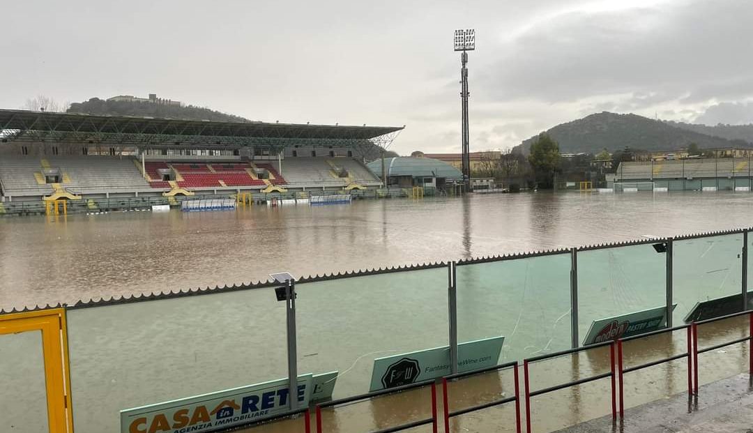 Nocerina, Stadio San Francesco allagato: ecco dove si alleneranno i rossoneri