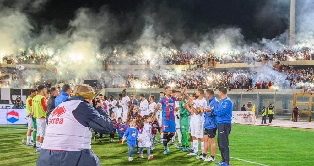 Polisportiva Santa Maria, una notte storica al Massimino. I tifosi del Catania: “Grazie per il bellissimo gesto”