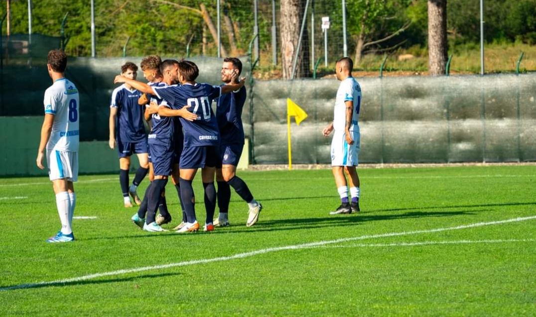 Cavese, Fella: “Prima la salvezza, poi la doppia cifra. Ritorno al Lamberti emozionante”